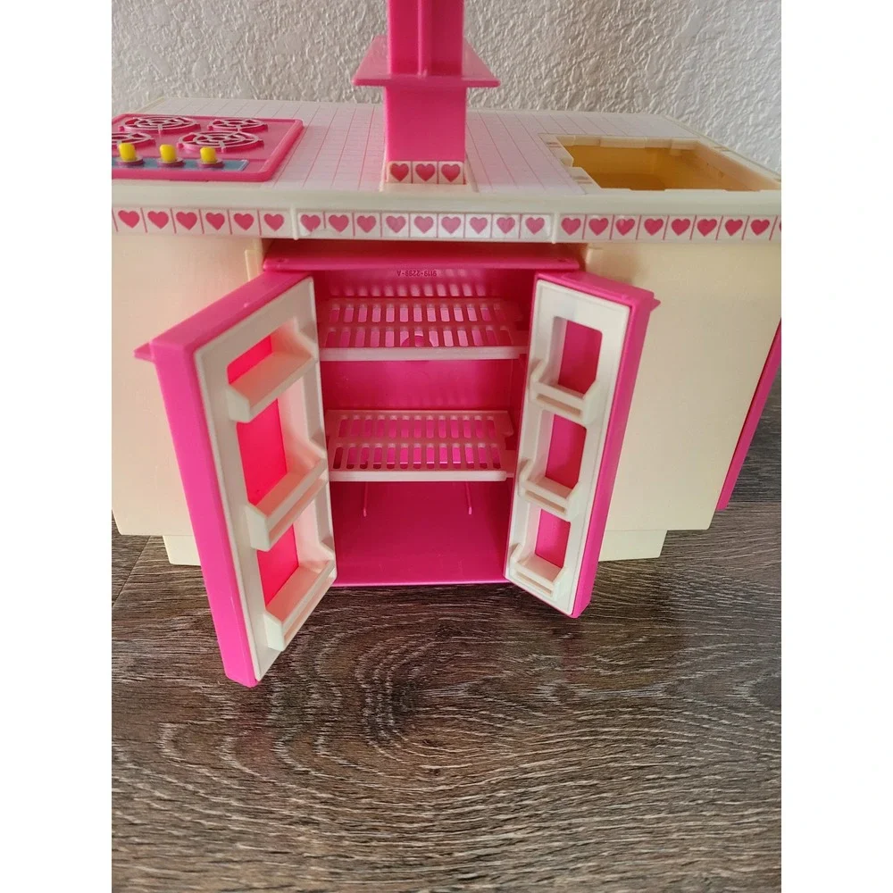 Vintage 1984 Barbie‎ Kitchen Play Mattel 9119-2159 Pink Heart Kitchen Center #5
